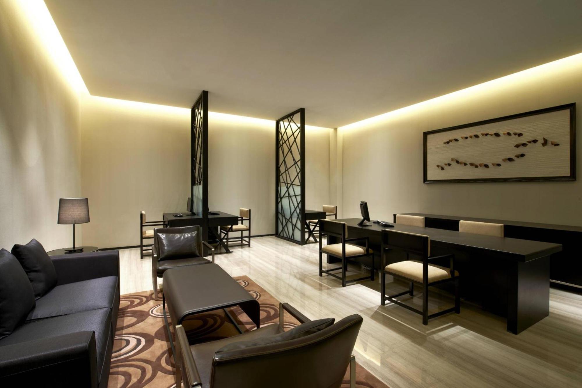 Four Points By Sheraton Qingdao, West Coast Exteriör bild