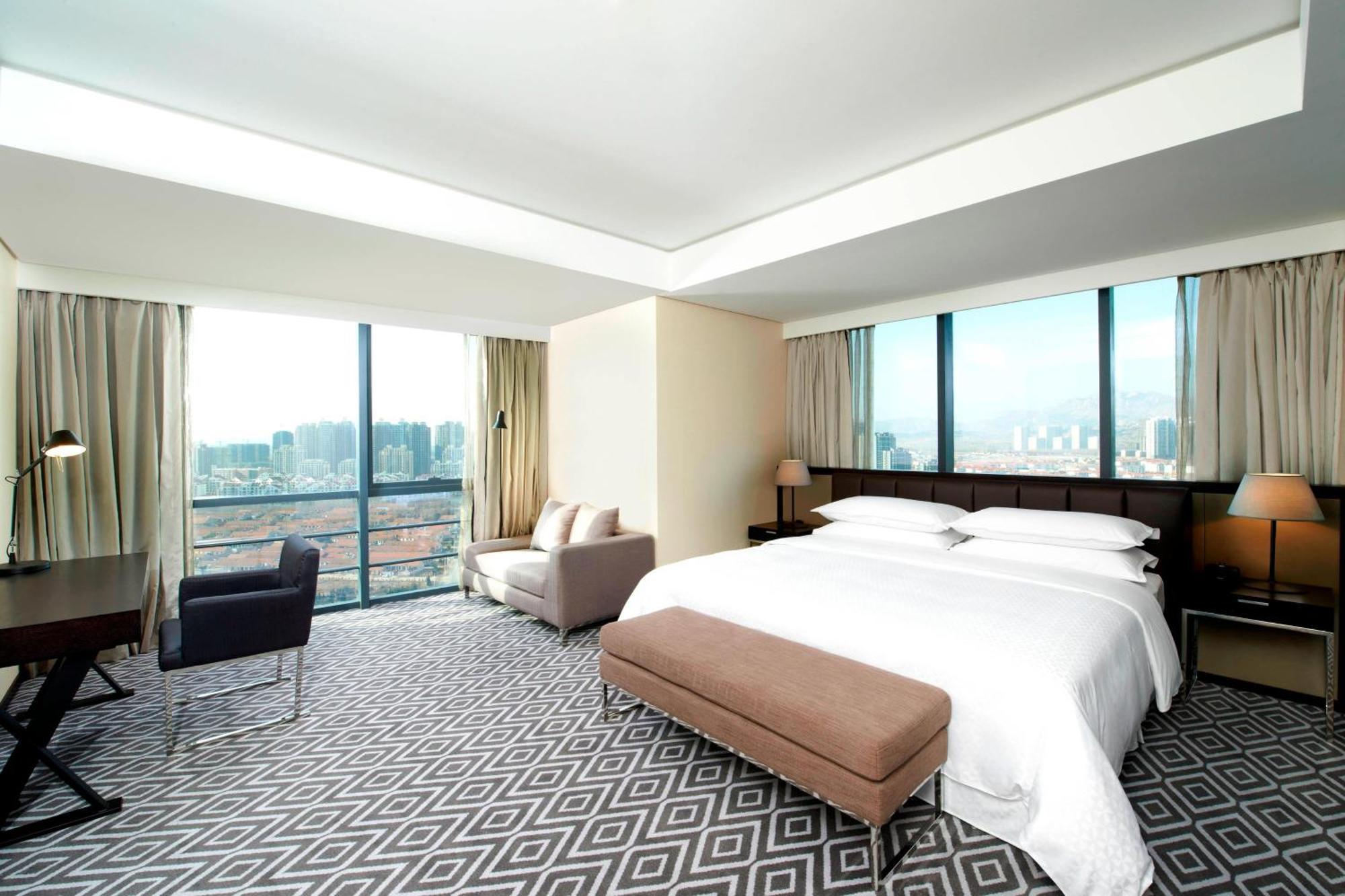 Four Points By Sheraton Qingdao, West Coast Exteriör bild