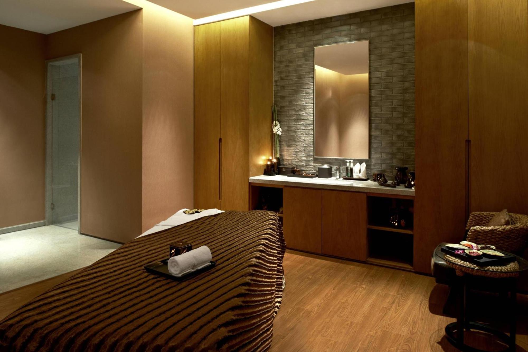 Four Points By Sheraton Qingdao, West Coast Exteriör bild