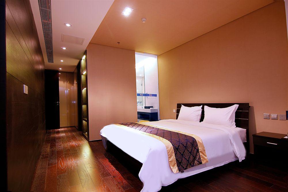Four Points By Sheraton Qingdao, West Coast Exteriör bild