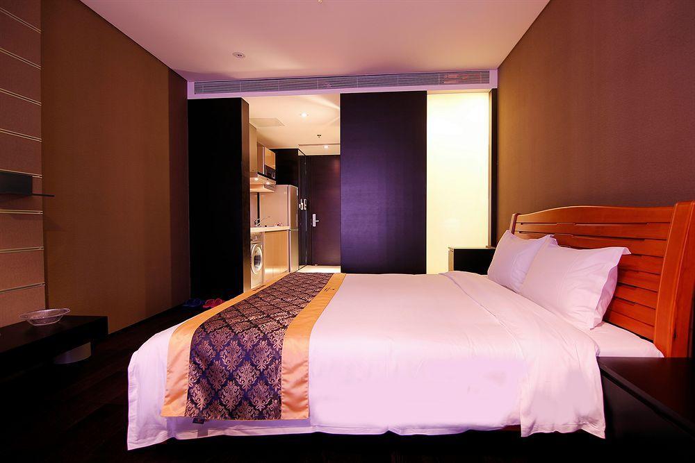 Four Points By Sheraton Qingdao, West Coast Exteriör bild