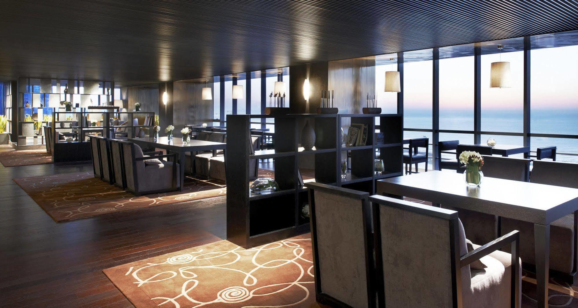 Four Points By Sheraton Qingdao, West Coast Exteriör bild